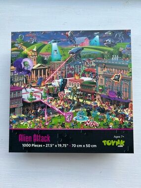 Toynk Alien Attack 1000-Piece Jigsaw Puzzle - Multicolor